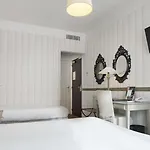 Western Brittany Centre Hotel