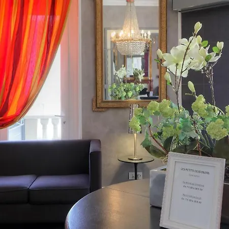 Western Brittany Centre & Plages Otel 3*