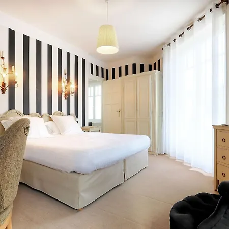 Western Brittany Centre & Plages Szálloda