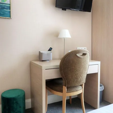 Western Brittany Centre & Plages 3*