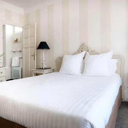 Otel Western Brittany Centre & Plages La Baule