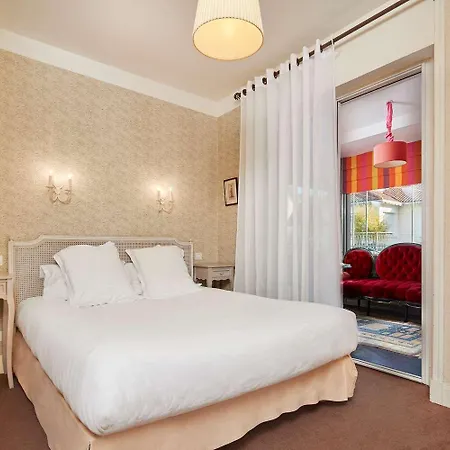 Western Brittany Centre & Plages