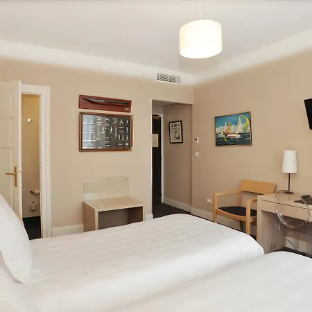 Western Brittany Centre & Plages 3*