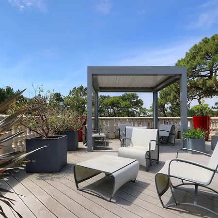 Western Brittany Centre & Plages Otel 3*