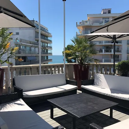 Western Brittany Centre & Plages فندق 3*