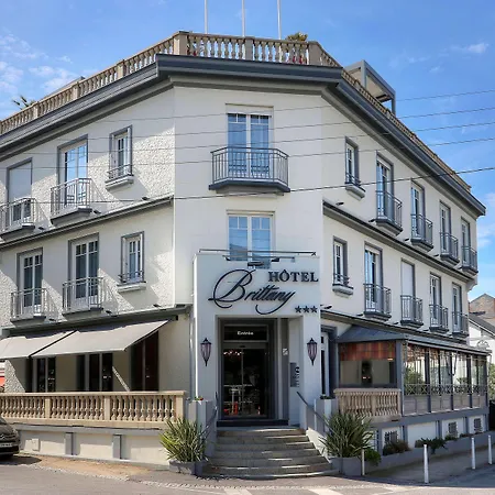 Western Brittany Centre & Plages 호텔 3*