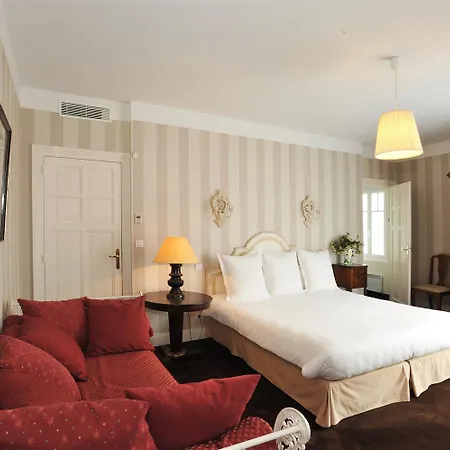 Western Brittany Centre & Plages Отель Ла-Боль-Эскублак