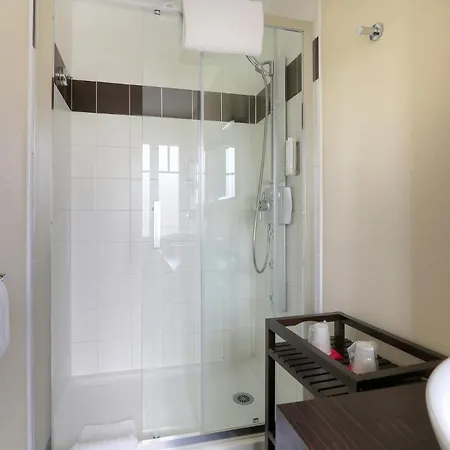 Western Brittany Centre & Plages Ξενοδοχείο 3*