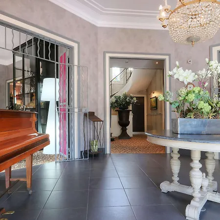 Western Brittany Centre & Plages Szálloda 3*