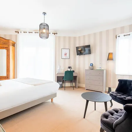 Western Brittany Centre & Plages