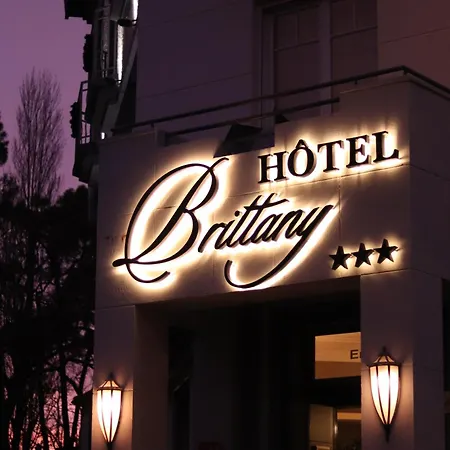 Western Brittany Centre