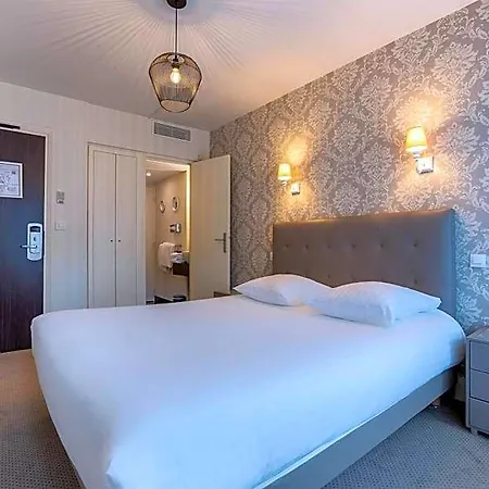 Hotel Western Brittany Centre & Plages 3*