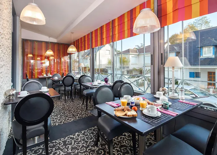 Western Brittany Centre&plages 3*