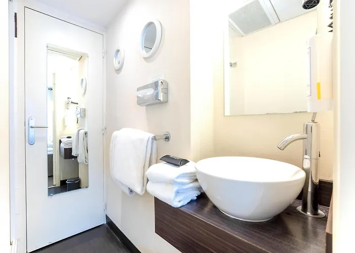 Western Brittany Centre&plages 3*