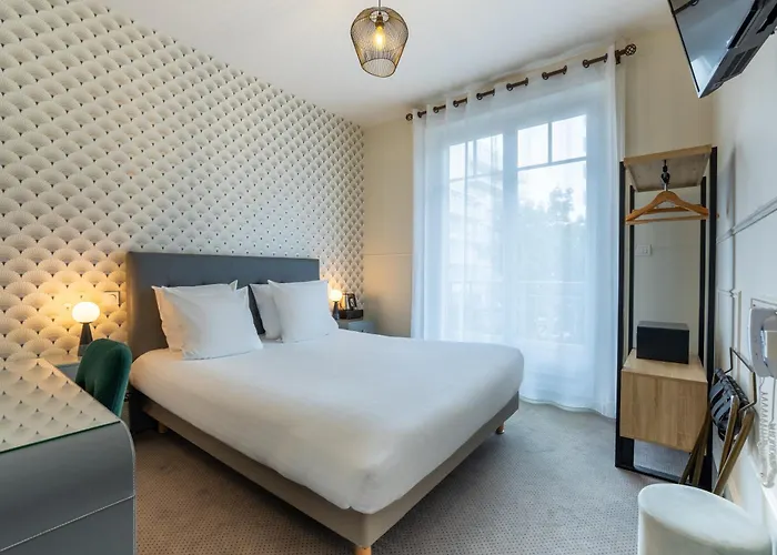 Western Brittany Centre&plages 3*